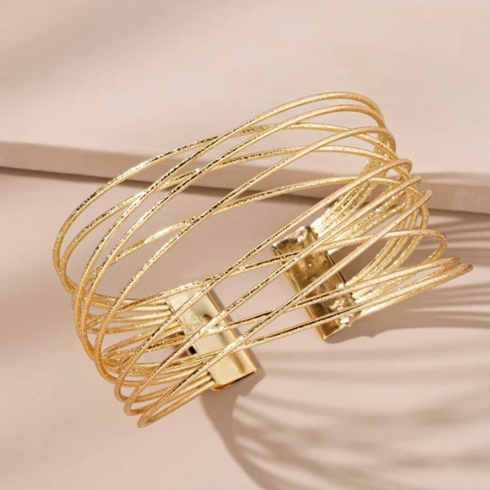 Gold bracelet